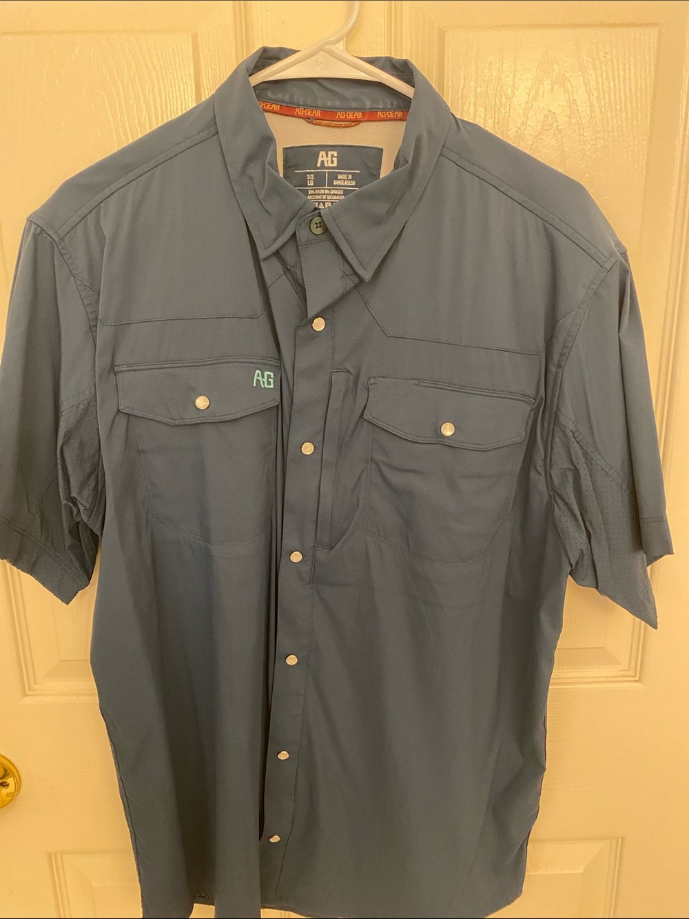Ag Gear Men’s Short-Sleeve Button-Down Shirt in Teal Blue